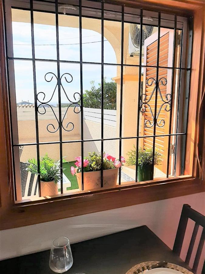 Casa Chloe, Urbanizacion Privada Villa Торевиеха Екстериор снимка