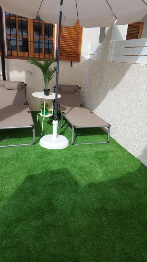 Casa Chloe, Urbanizacion Privada Villa Торевиеха Екстериор снимка